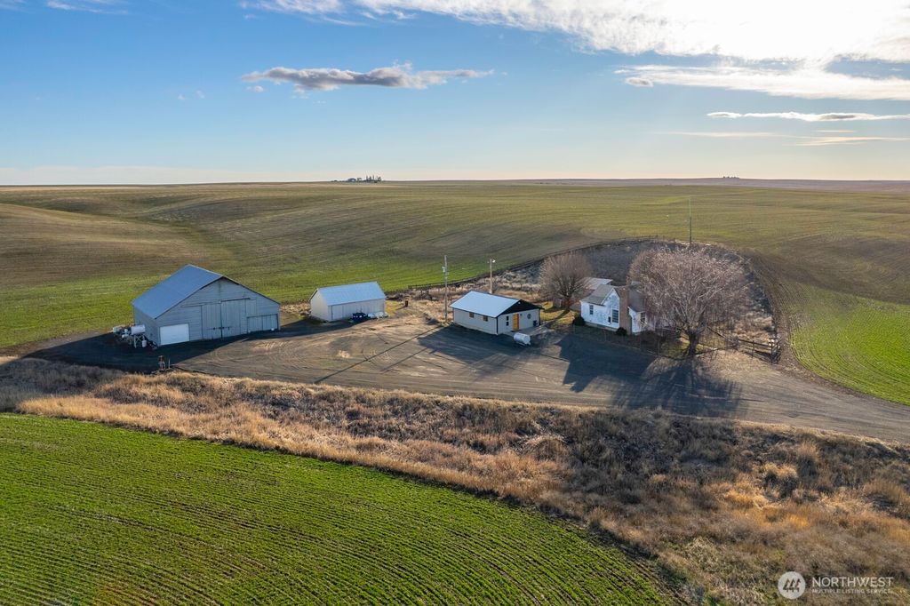 Photo of 32244 Mohler Road E, Mohler, WA 99154 (MLS # 2486108)