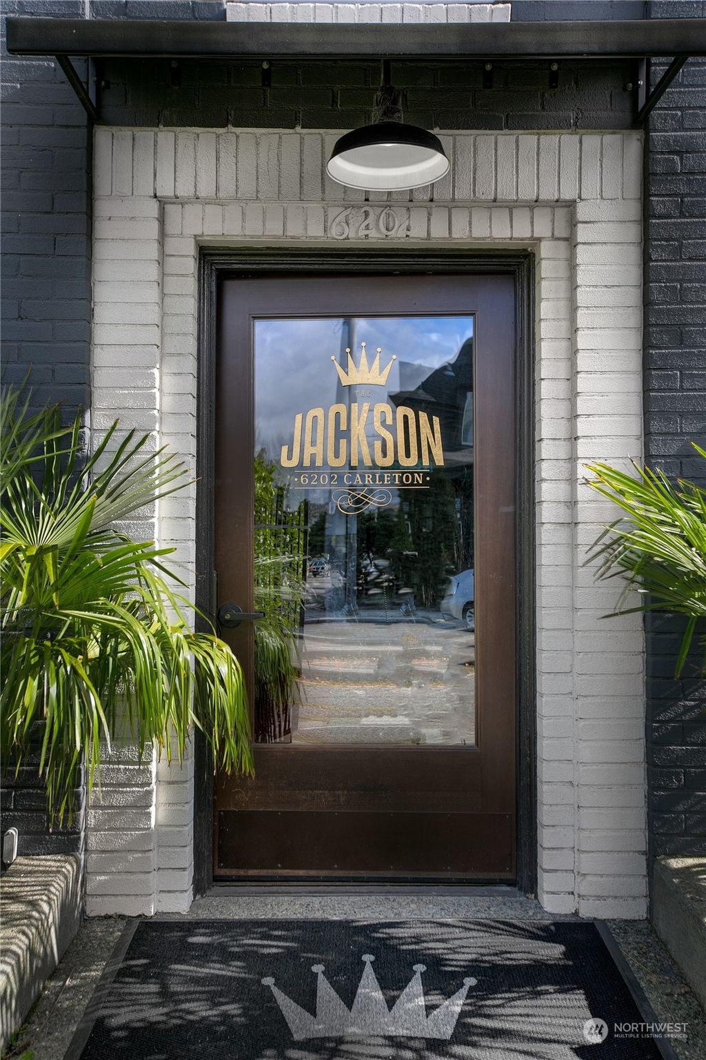 Photo of 6202 Carleton Avenue S, Seattle, WA 98109 (MLS # 2046435)