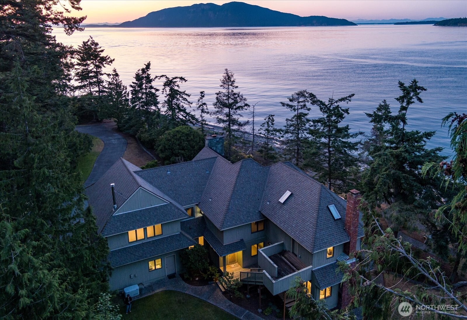 4079 Forest Lane