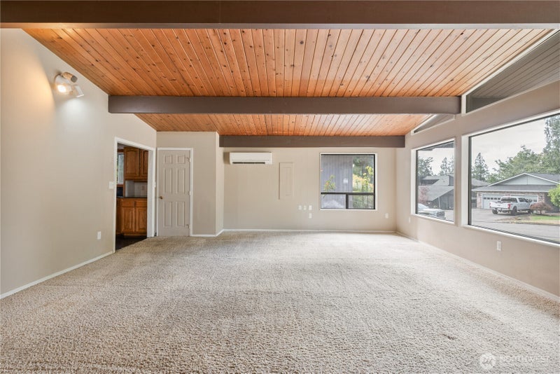 3560 Fairway Lane