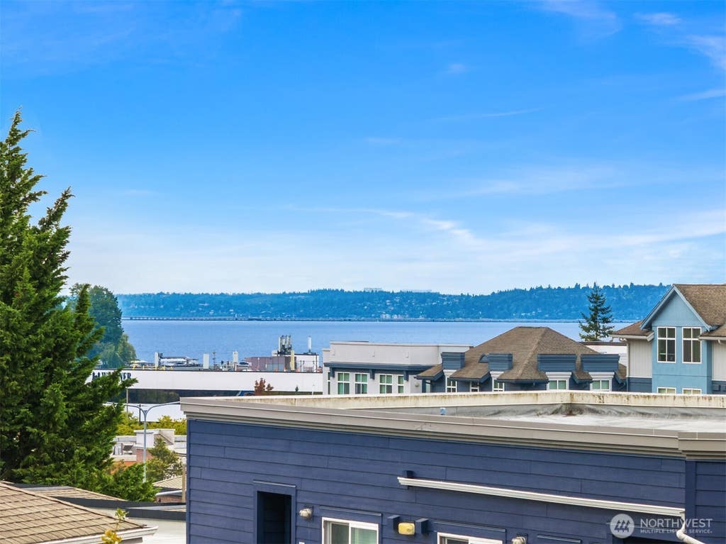 Photo of 12014 98th Avenue NE #302, Kirkland, WA 98034 (MLS # 2574827)