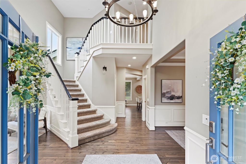 Photo of 23926 SE 8th Place, Sammamish, WA 98075 (MLS # 2433190)