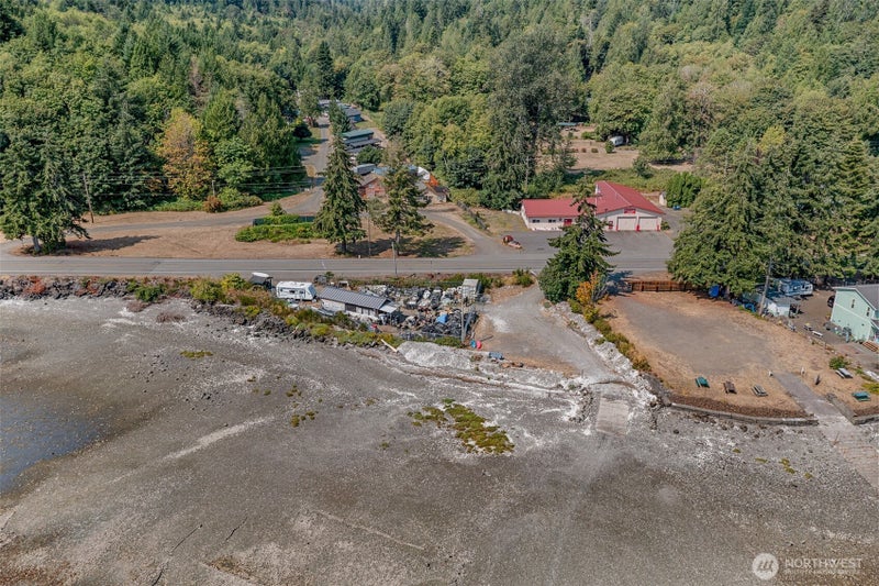 34550 N US Hwy 101