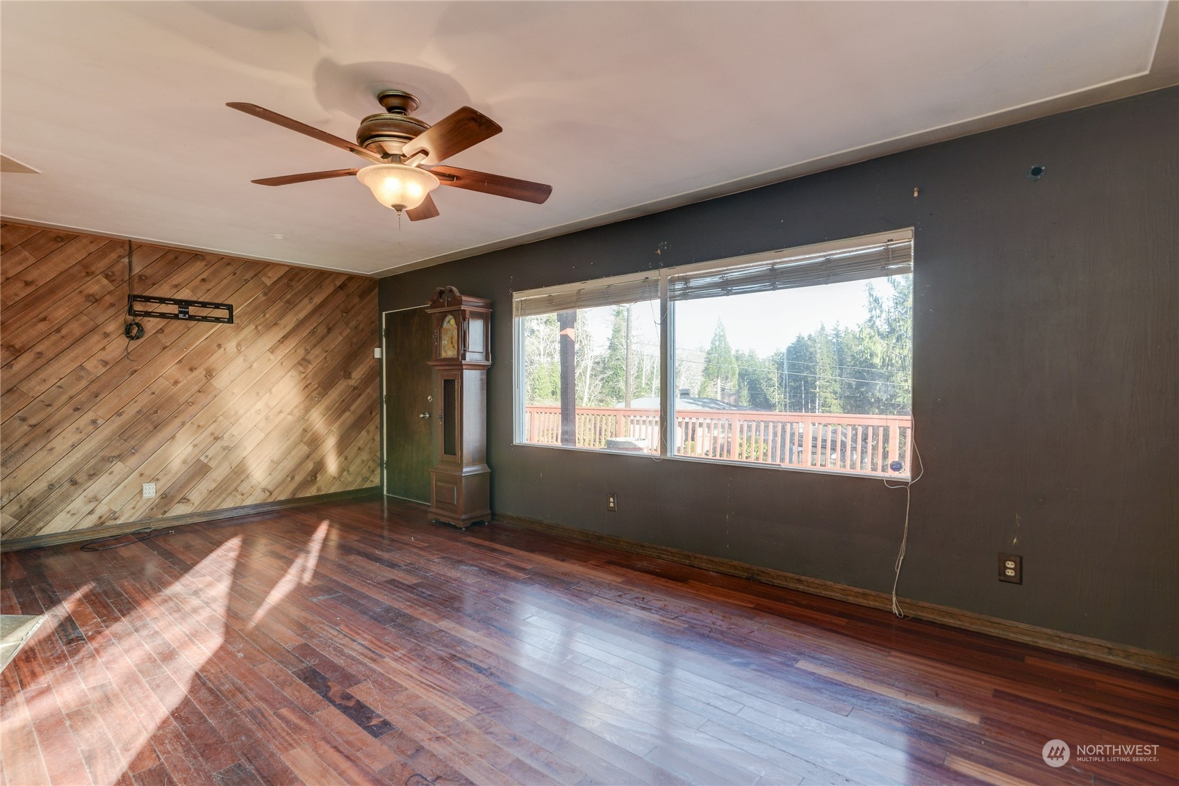 2749 Highland Drive
