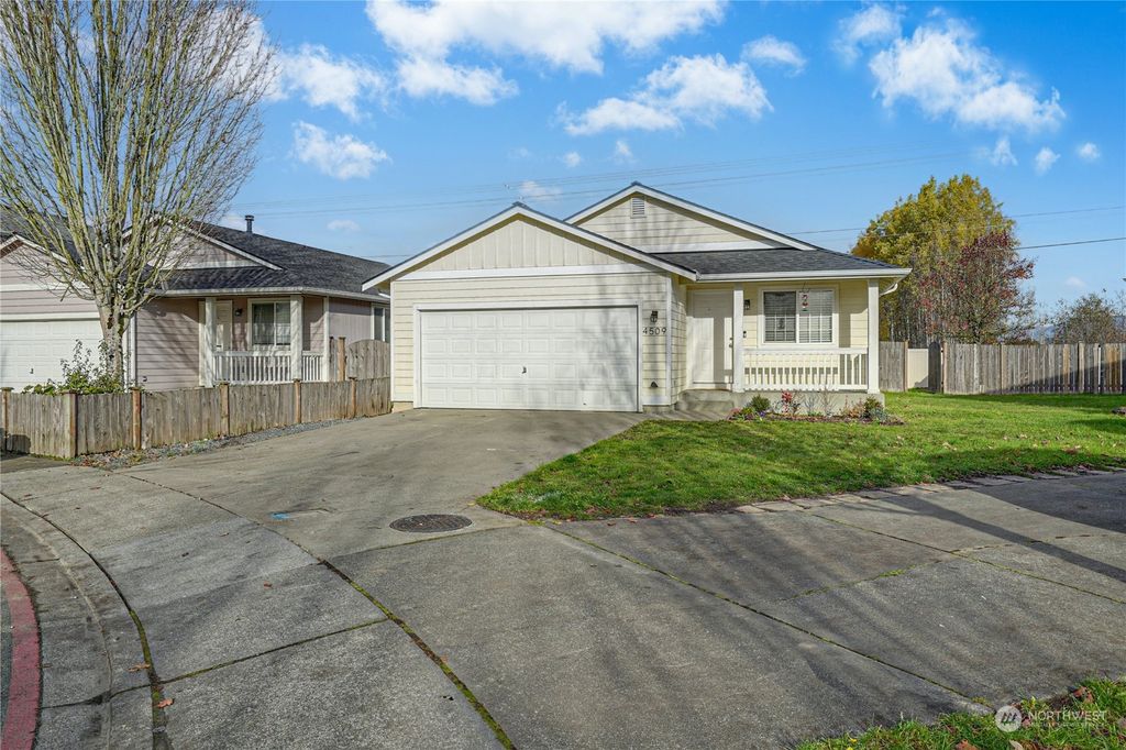 Photo of 4509 151st Place NE, Marysville, WA 98271 (MLS # 2182441)