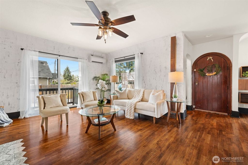 Photo of 3802 S 12th Street, Tacoma, WA 98405 (MLS # 2508334)