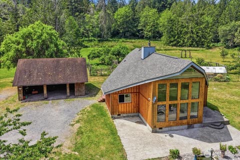 Photo of 2910 Wollochet Drive NW, Gig Harbor, WA 98335 (MLS # 2541108)