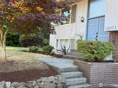 Photo of 11002 24th Drive SE, Everett, WA 98208 (MLS # 2562465)