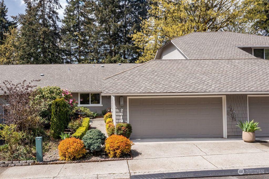 Photo of 2619 175th Avenue NE, Redmond, WA 98052 (MLS # 2212890)
