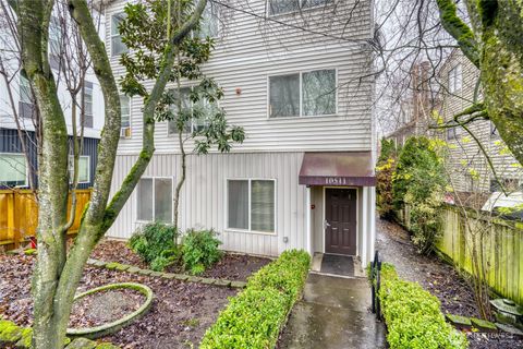 Photo of 10511 Midvale Avenue N #302, Seattle, WA 98133 (MLS # 2468494)