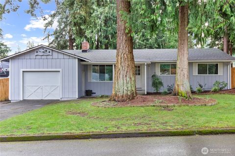 Photo of 203 S 357th Street, Federal Way, WA 98003 (MLS # 2475423)