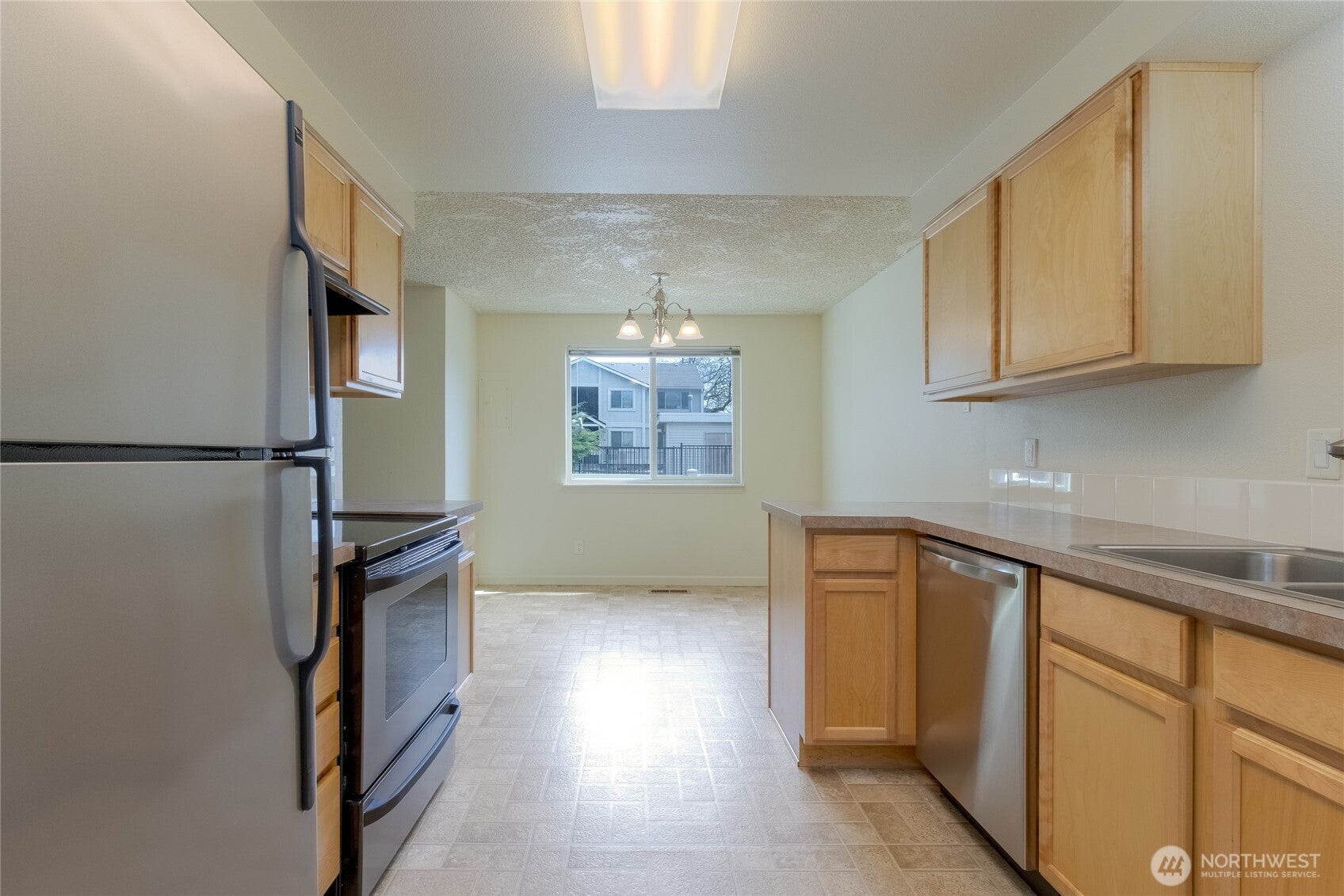 608 N Roosevelt Street 104