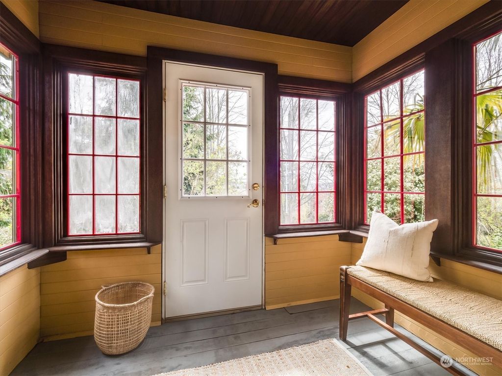 Photo of 116 NW 58th Street, Seattle, WA 98107 (MLS # 2054899)