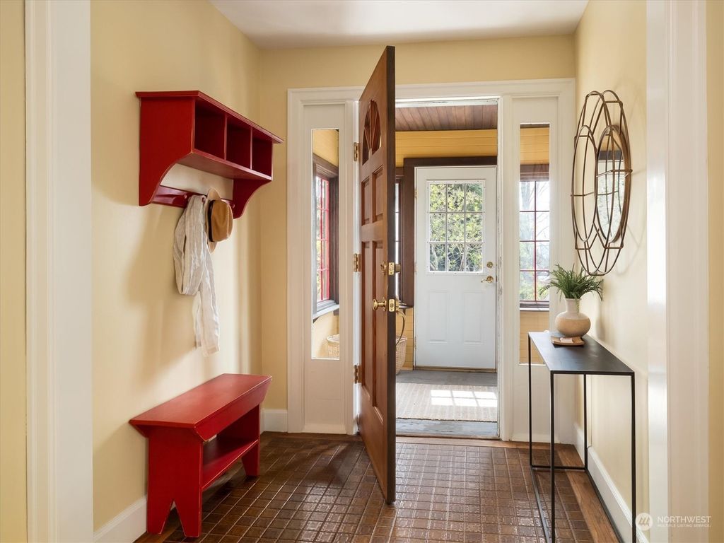 Photo of 116 NW 58th Street, Seattle, WA 98107 (MLS # 2054899)