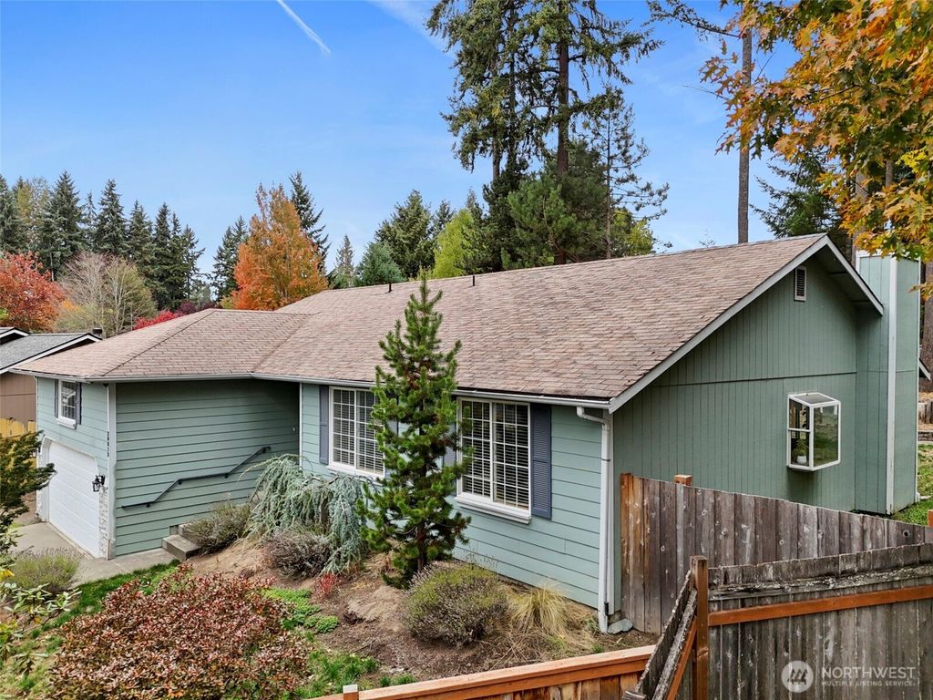 Photo of 20915 116th Street E, Bonney Lake, WA 98391 (MLS # 2448020)