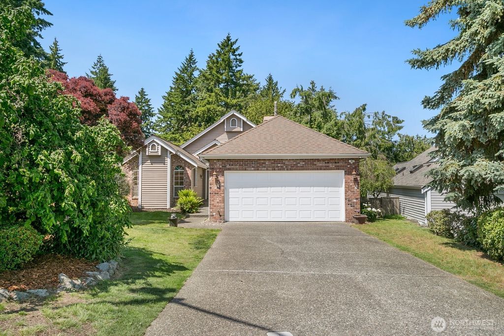 Photo of 4754 SW 314th Place, Federal Way, WA 98023 (MLS # 2386576)