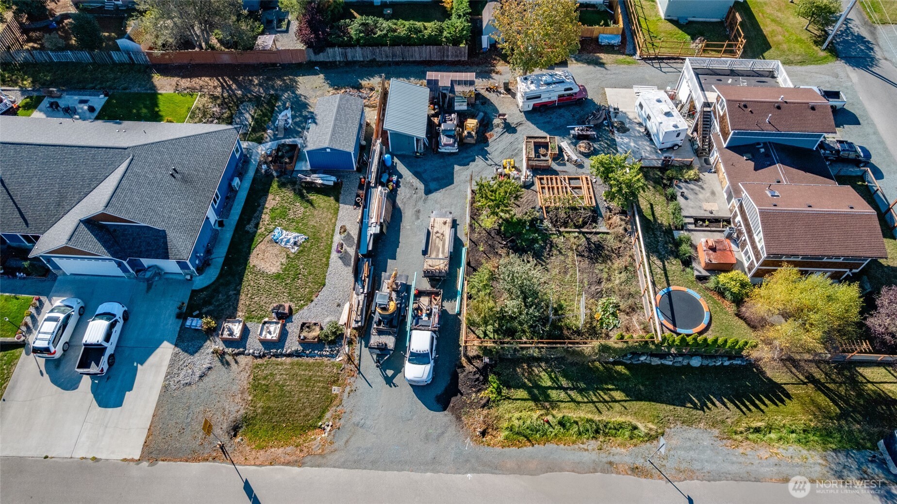 0 B Avenue