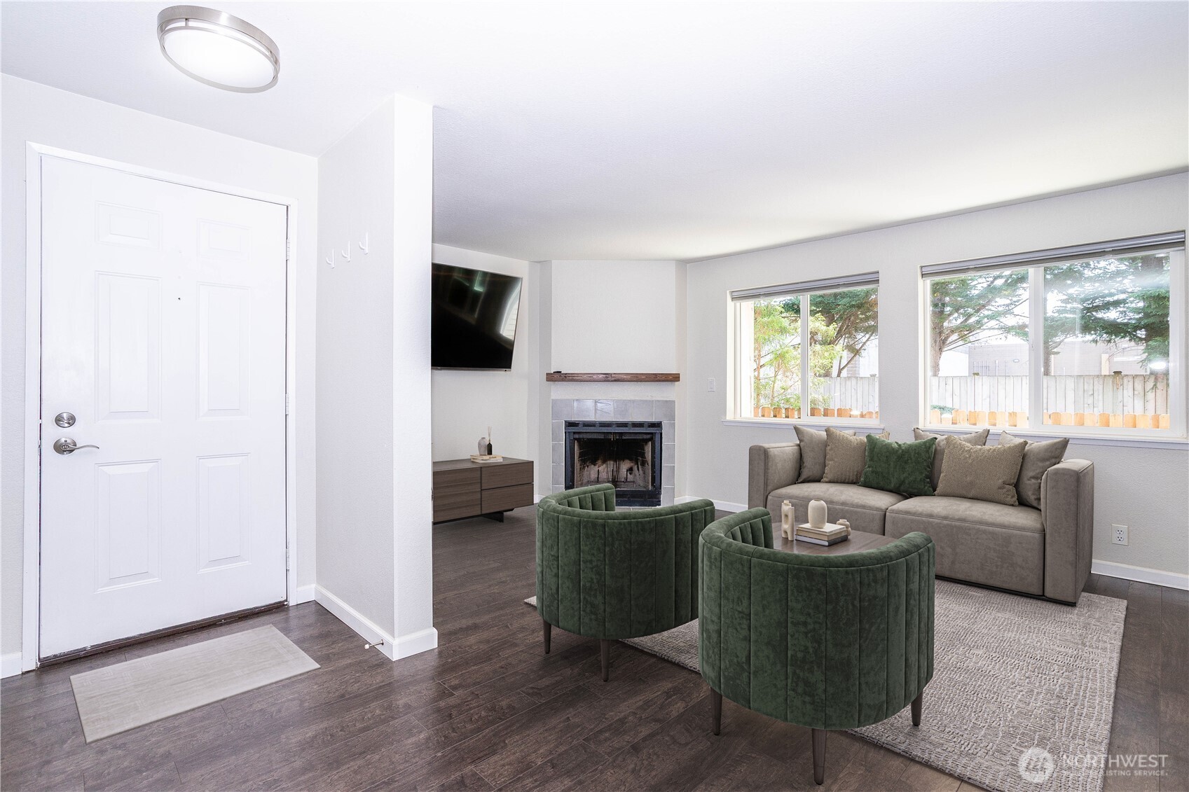 4231 NE 5th Street C102