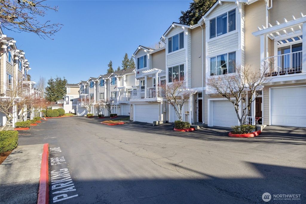 Photo of 16350 118th Court NE, Bothell, WA 98011 (MLS # 2332422)