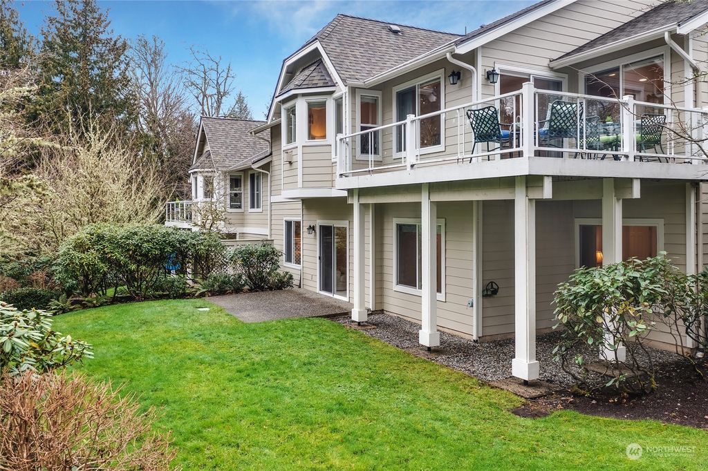 Photo of 4515 Providence Point Place SE #1651, Issaquah, WA 98029 (MLS # 2033127)