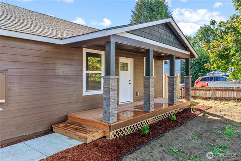 Photo of 134 Niblett Way, Longview, WA 98632 (MLS # 2434143)