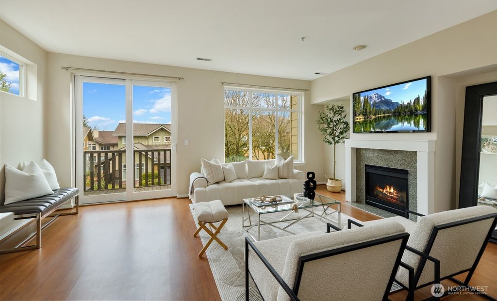 Photo of 133 Cougar Ridge Road NW #1405, Issaquah, WA 98027 (MLS # 2333024)