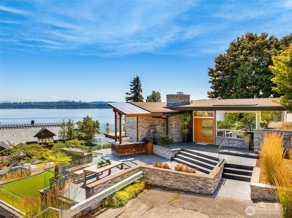 Photo of 5323 NE 42nd Street, Seattle, WA 98105 (MLS # 2403665)