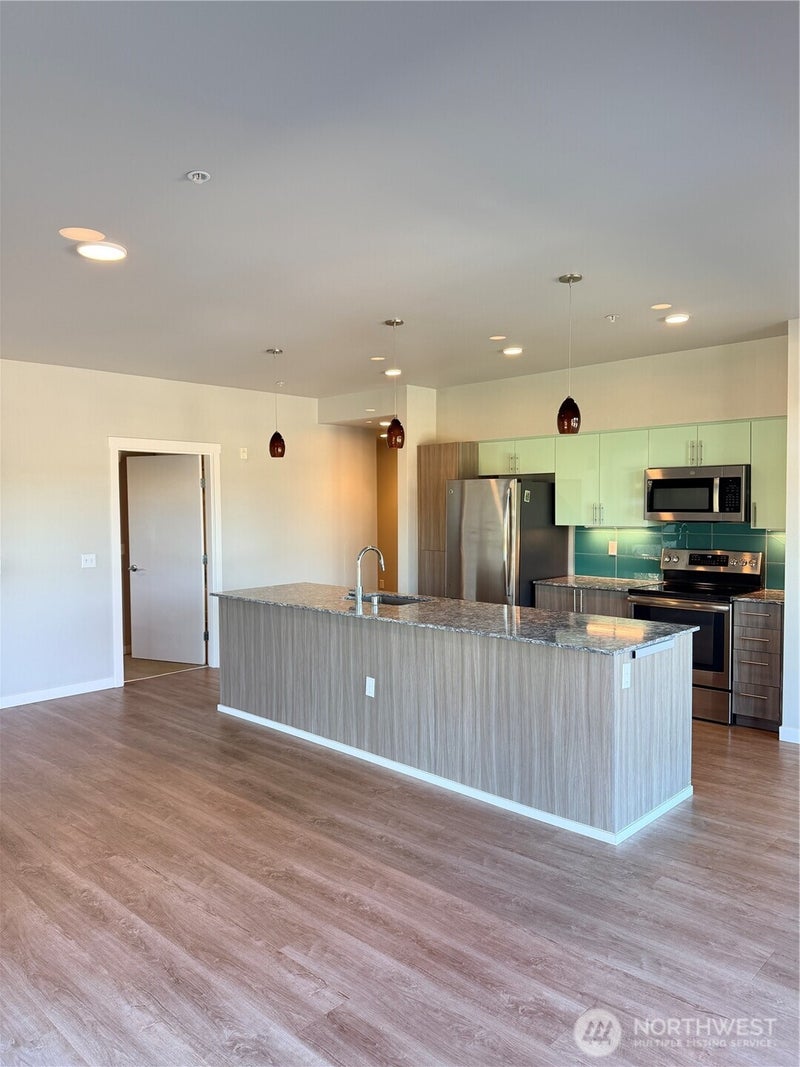 1085 103rd Avenue NE 220