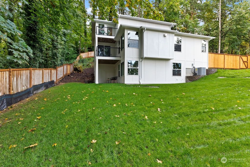 Photo of 108 228th Street SE, Bothell, WA 98021 (MLS # 2148387)