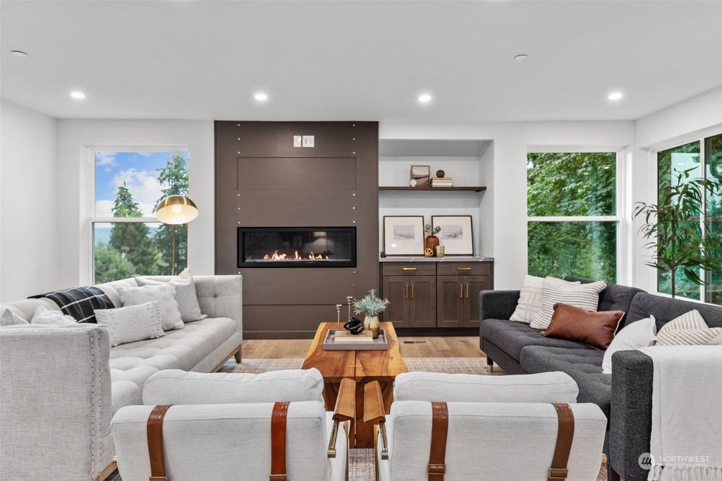 Photo of 108 228th Street SE, Bothell, WA 98021 (MLS # 2148387)