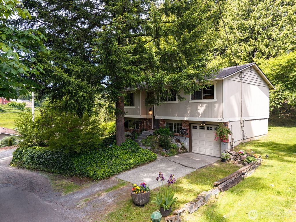 Photo of 5902 S Fountain Street, Seattle, WA 98178 (MLS # 2382685)