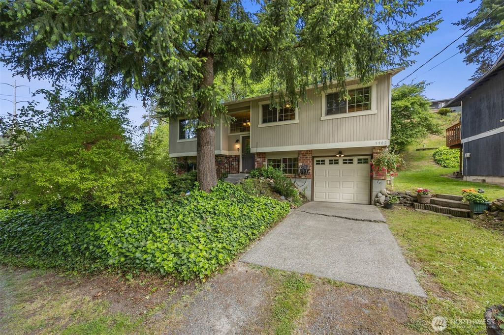 Photo of 5902 S Fountain Street, Seattle, WA 98178 (MLS # 2382685)