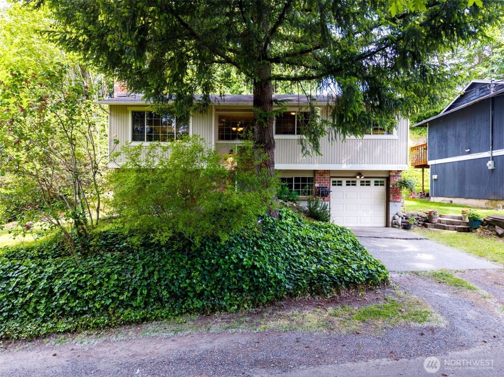 Photo of 5902 S Fountain Street, Seattle, WA 98178 (MLS # 2382685)