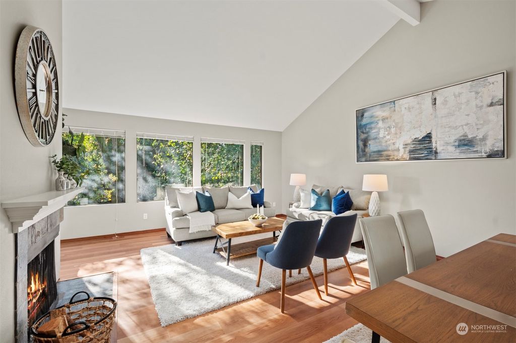 Photo of 1101 Bellefield Park Lane #1114, Bellevue, WA 98004 (MLS # 2309344)