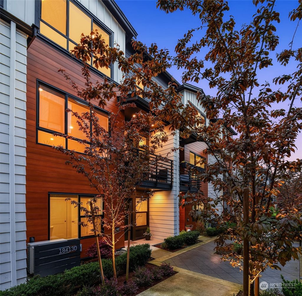 Photo of 18413 96th Lane NE #D, Bothell, WA 98011 (MLS # 2059482)