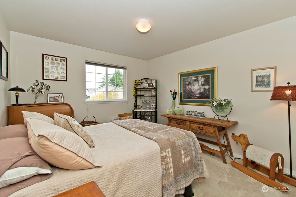 listing image 9365038871068140036