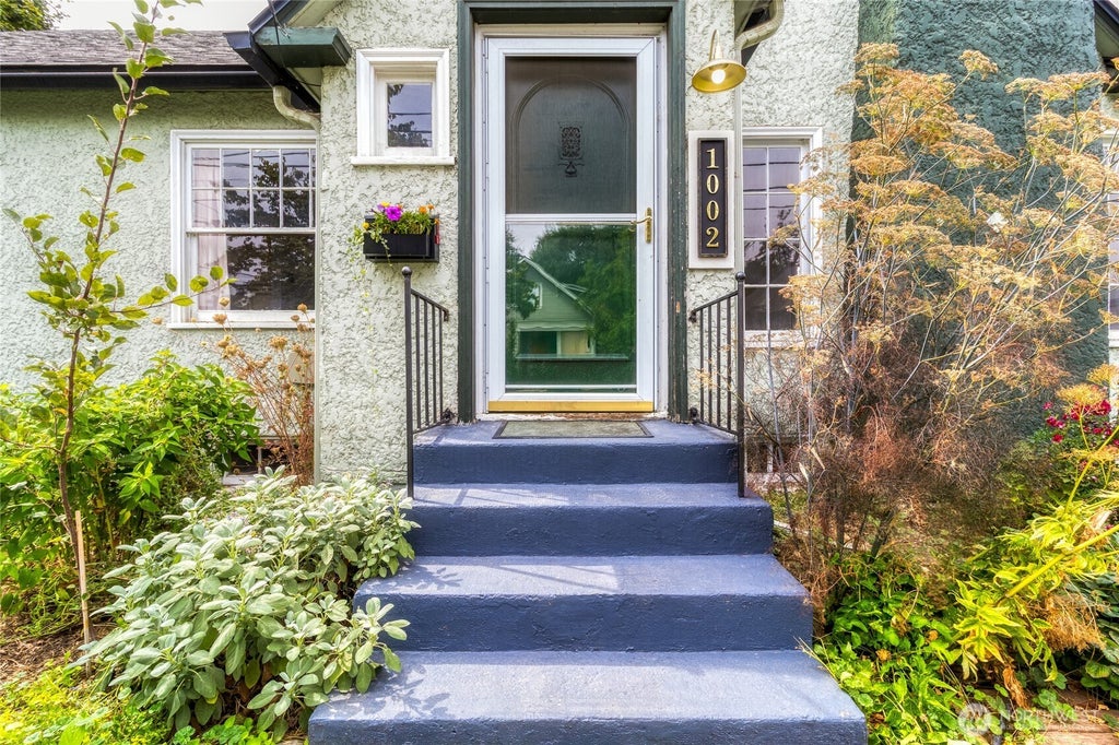 Photo of 1002 Howard Street, Walla Walla, WA 99324 (MLS # 2572756)
