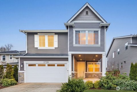 Photo of 27318 14th Court S, Des Moines, WA 98198 (MLS # 2482003)