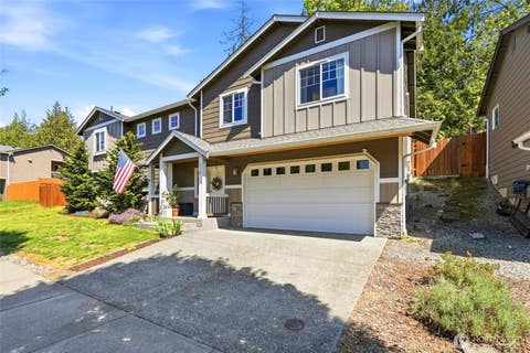 Photo of 310 Jeff Street, Mount Vernon, WA 98274 (MLS # 2516729)