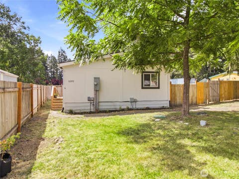 Photo of 5302 255th Street E, Graham, WA 98338 (MLS # 2568985)