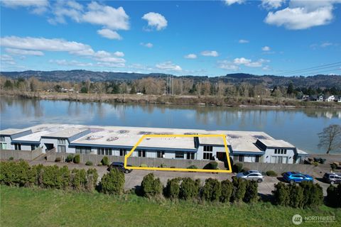 Photo of 743 Marine View Drive #8, Longview, WA 98632 (MLS # 2499986)