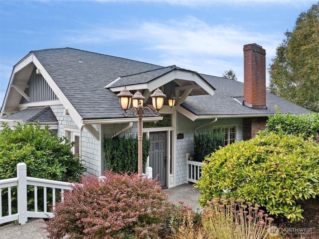 Photo of 16905 35th Avenue SW, Burien, WA 98166 (MLS # 2443934)