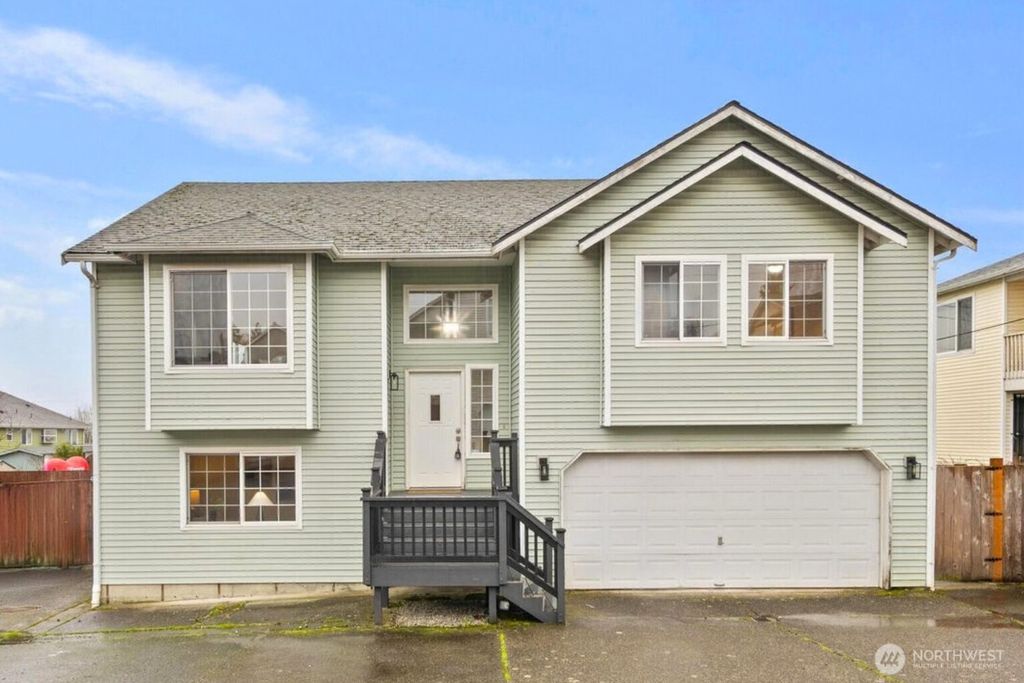 Photo of 5928 21st Avenue S, Seattle, WA 98108 (MLS # 2480710)