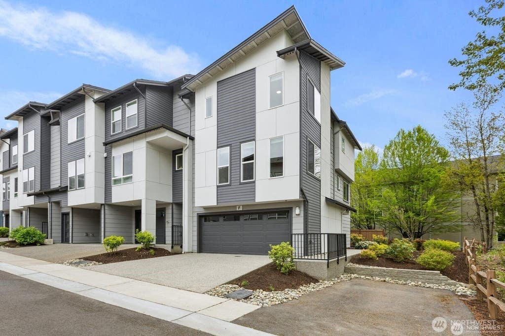 Photo of 826 238th Place SE #F, Bothell, WA 98021 (MLS # 2571472)