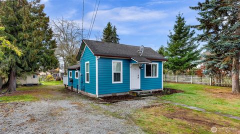 Photo of 1971 Willard Avenue, Ferndale, WA 98248 (MLS # 2455460)