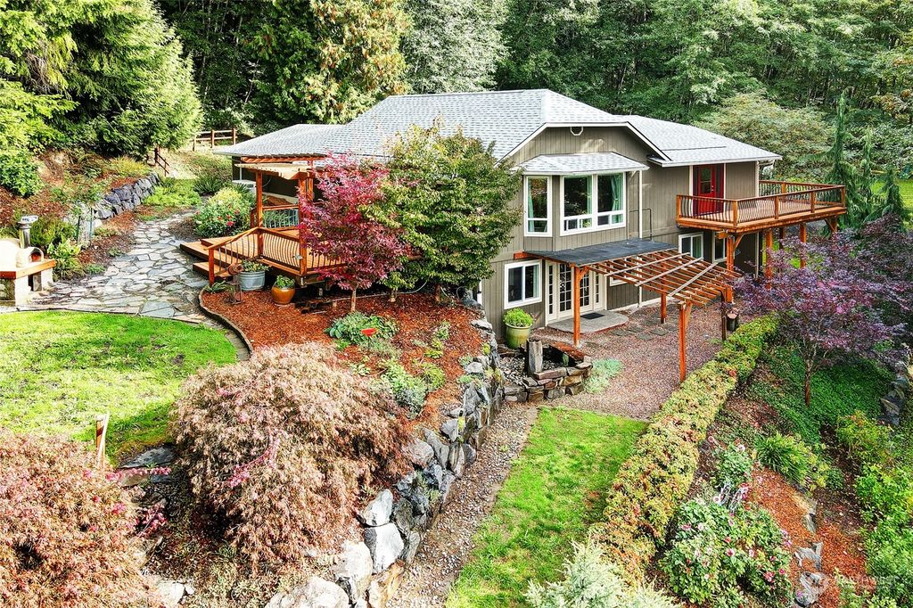 Photo of 14323 NE 167th Street, Woodinville, WA 98072 (MLS # 2171029)