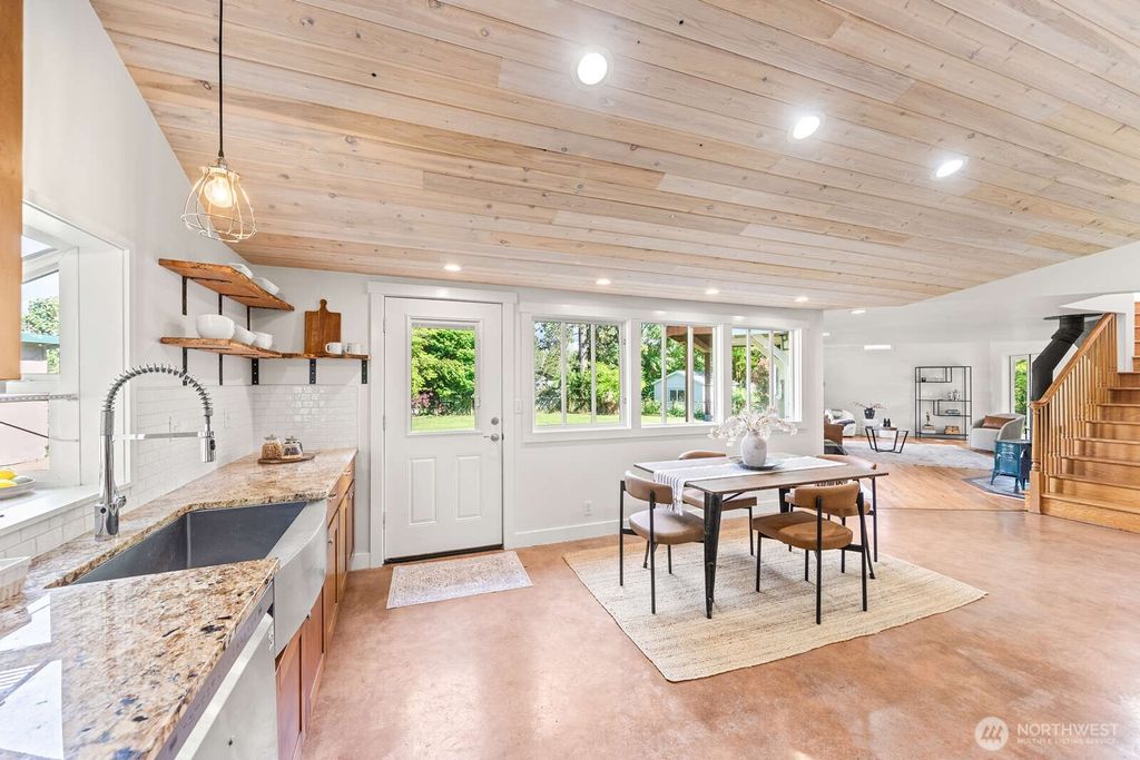 Photo of 22604 Deppman Road SW, Vashon, WA 98070 (MLS # 2529234)