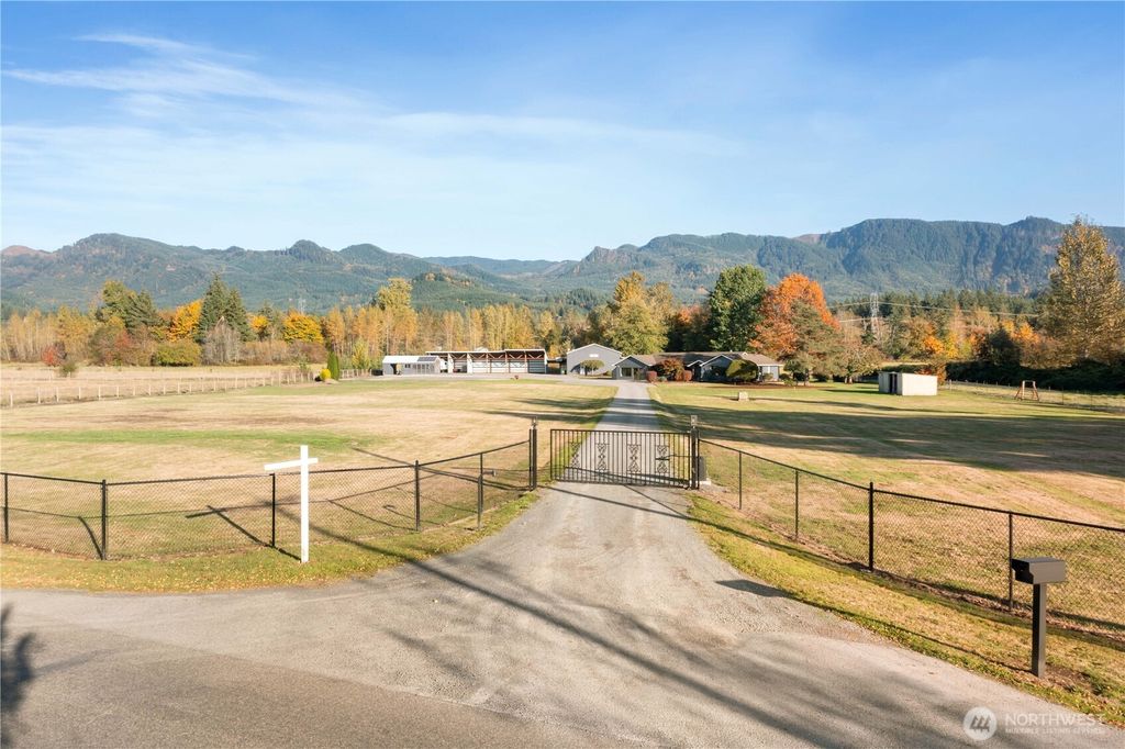 Photo of 41218 292nd Way SE, Enumclaw, WA 98022 (MLS # 2447734)