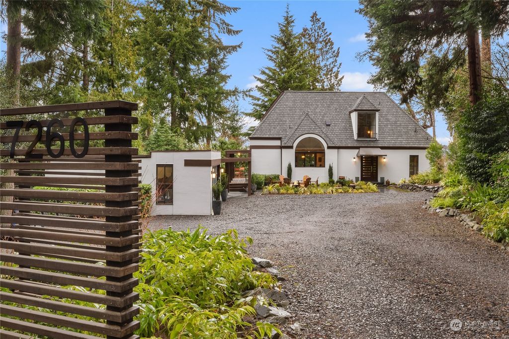 Photo of 7260 Holly Hill Drive, Mercer Island, WA 98040 (MLS # 2038431)