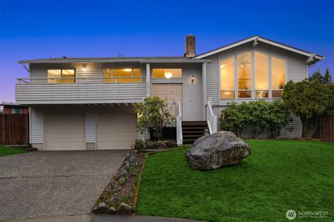 Photo of 26915 Arden Court, Kent, WA 98032 (MLS # 2490249)